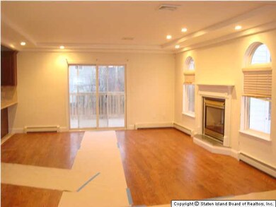 46 Bayview Ln, Staten Island, NY 10309 - photo 5