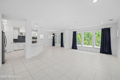 TONS of NATURAL Light!