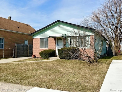 17459 Roseville Blvd, Roseville, MI 48066 - photo 2