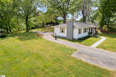 340 Tigerville Rd, Travelers Rest, SC 29690 - photo 4