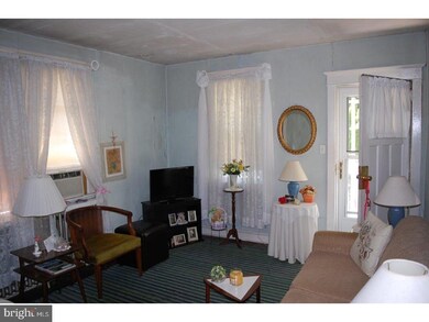 754 Vermont Ave, Woodbury, NJ 08096 - photo 3