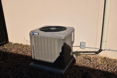 14248 Desert Mesquite Dr, Horizon City, TX 79928 - photo 3