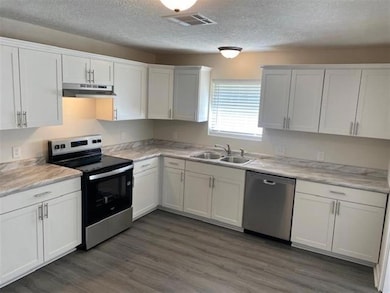 625 W Lagrange St, Lake Charles, LA 70605 - photo 3