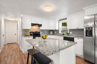 5 Lillian Ave, Rochdale, MA 01542 - photo 6