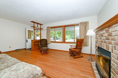 5-web-or-mls-148 White Bear Av 005Full.jpg