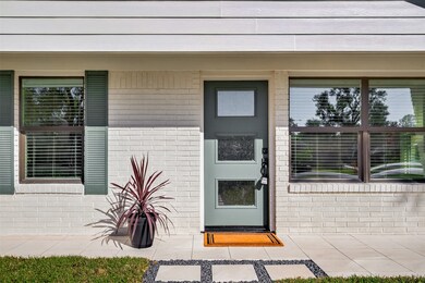 9242 Autauga St, Houston, TX 77080 - photo 4