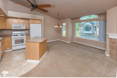Living Room_7982-SMALL