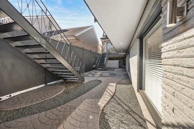 1st Floor Courtyard Area