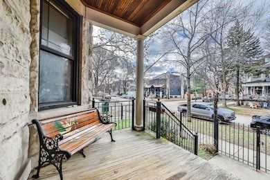 3901 N Hamilton Ave unit 1, Chicago, IL 60618 - photo 3