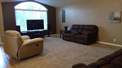 1212 Wedgewood Dr unit 5, Central Point, OR 97502 - photo 4