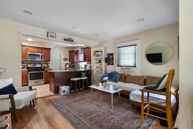 175 S Dunton Ave, East Patchogue, NY 11772 - photo 4