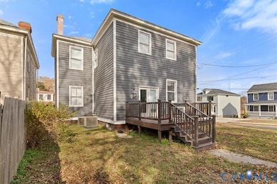 332 Saint Andrew St, Petersburg, VA 23803 - photo 7