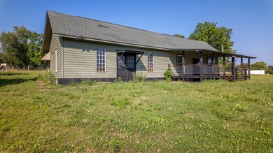 Commercial listing in Hardy Arkansas001