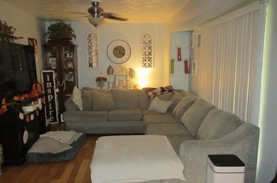 2010 George St, Lawrenceville, IL 62439 - photo 6