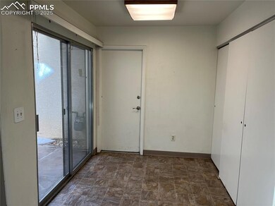 Eating area off of kitchen