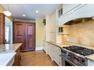 546 N Marion St, Oak Park, IL 60302 - photo 4