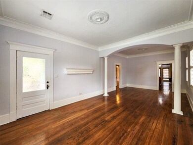 643 Cortlandt St, Houston, TX 77007 - photo 3