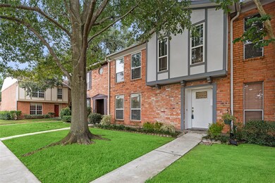 14241 Misty Meadow Ln, Houston, TX 77079 - photo 2