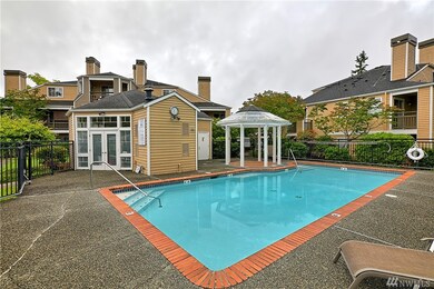 5300 Harbour Pointe Blvd unit 310C, Mukilteo, WA 98275 - photo 3