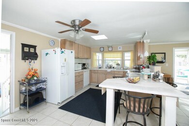 7 926 Wren Cir - Kit 1jpg