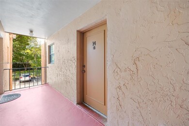 8901 N New River Canal Rd unit 14W, Plantation, FL 33324 - photo 2