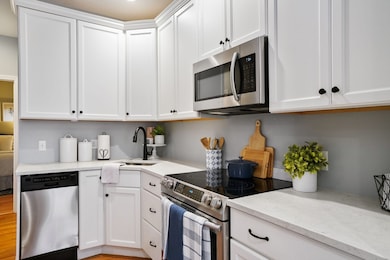 342 North St unit 4A, Boston, MA 02113 - photo 4