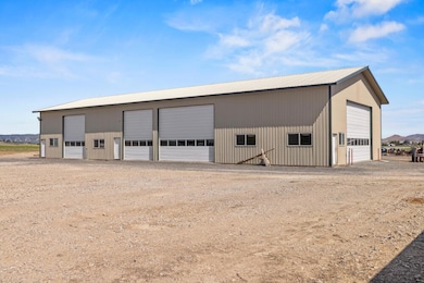 891 Cross Rd, Klamath Falls, OR 97603 - photo 3