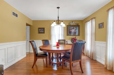 614 Birch Ln, Maryville, IL 62062 - photo 3