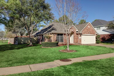 8903 Aberdeen Park Dr, Houston, TX 77095 - photo 2
