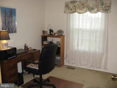 632 Burlington Ct, Edgewood, MD 21040 - photo 6