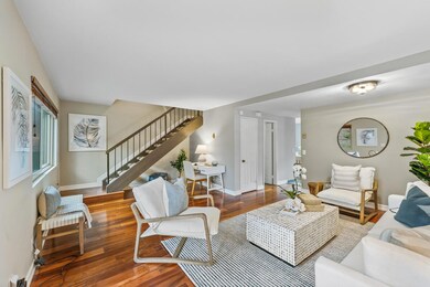 Living Room - 1025 Palmetto Way Apt I