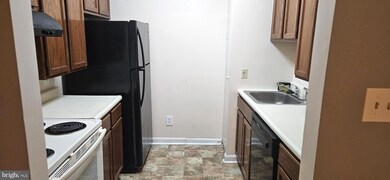 4906 Columbia Rd unit 4, Columbia, MD 21044 - photo 4