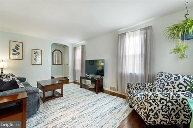 39 E Greenhill Rd, Broomall, PA 19008 - photo 4