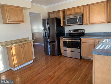13100 N Point Ln, Laurel, MD 20708 - photo 3