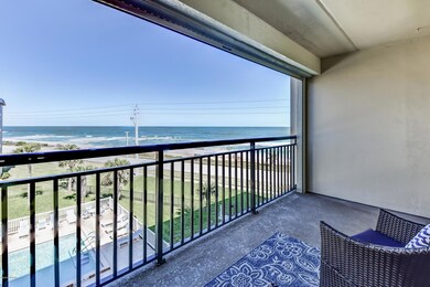 23-Main Balcony