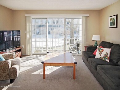 91 Players Cir, Tinton Falls, NJ 07724 - photo 6