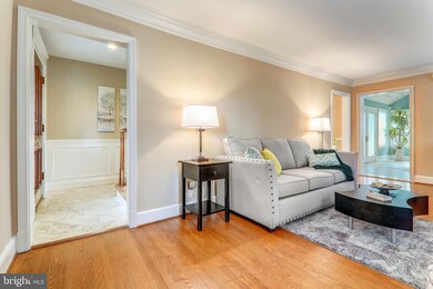 8605 Springvale Rd, Silver Spring, MD 20910 - photo 6