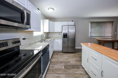 Kitchen (2)
