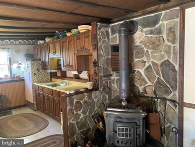 1886 Black Oak Rd, Warfordsburg, PA 17267 - photo 7