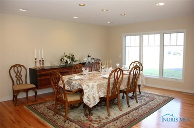 2507 Edgehill Rd, Ottawa Hills, OH 43615 - photo 5