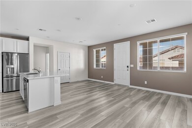 5730 Sky Pointe Dr unit 144, Las Vegas, NV 89130 - photo 6