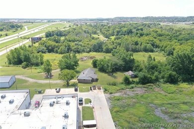 11608 S Union Ave, Jenks, OK 74037 - photo 5