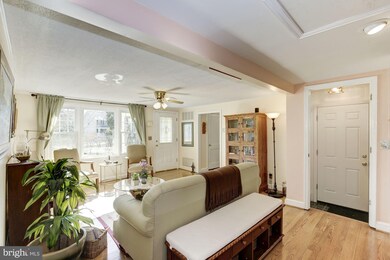 342 Ridge Rd, Washington Grove, MD 20880 - photo 7