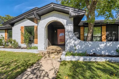 4028 Aragon Dr, Fort Worth, TX 76133 - photo 4