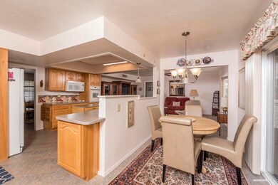 17626 N Calico Dr, Sun City, AZ 85373 - photo 4