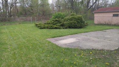 433 W 51st Place, Gary, IN 46408 - photo 3