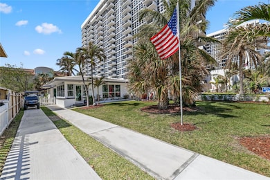 505 N Ocean Blvd, Pompano Beach, FL 33062 - photo 2