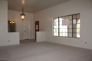 Entrance / Living Room