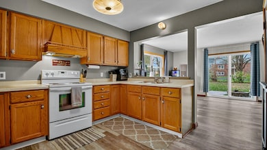 517 W Broadway St, Blair, WI 54616 - photo 5