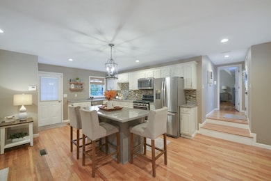 33 William St, Westport, MA 02790 - photo 6